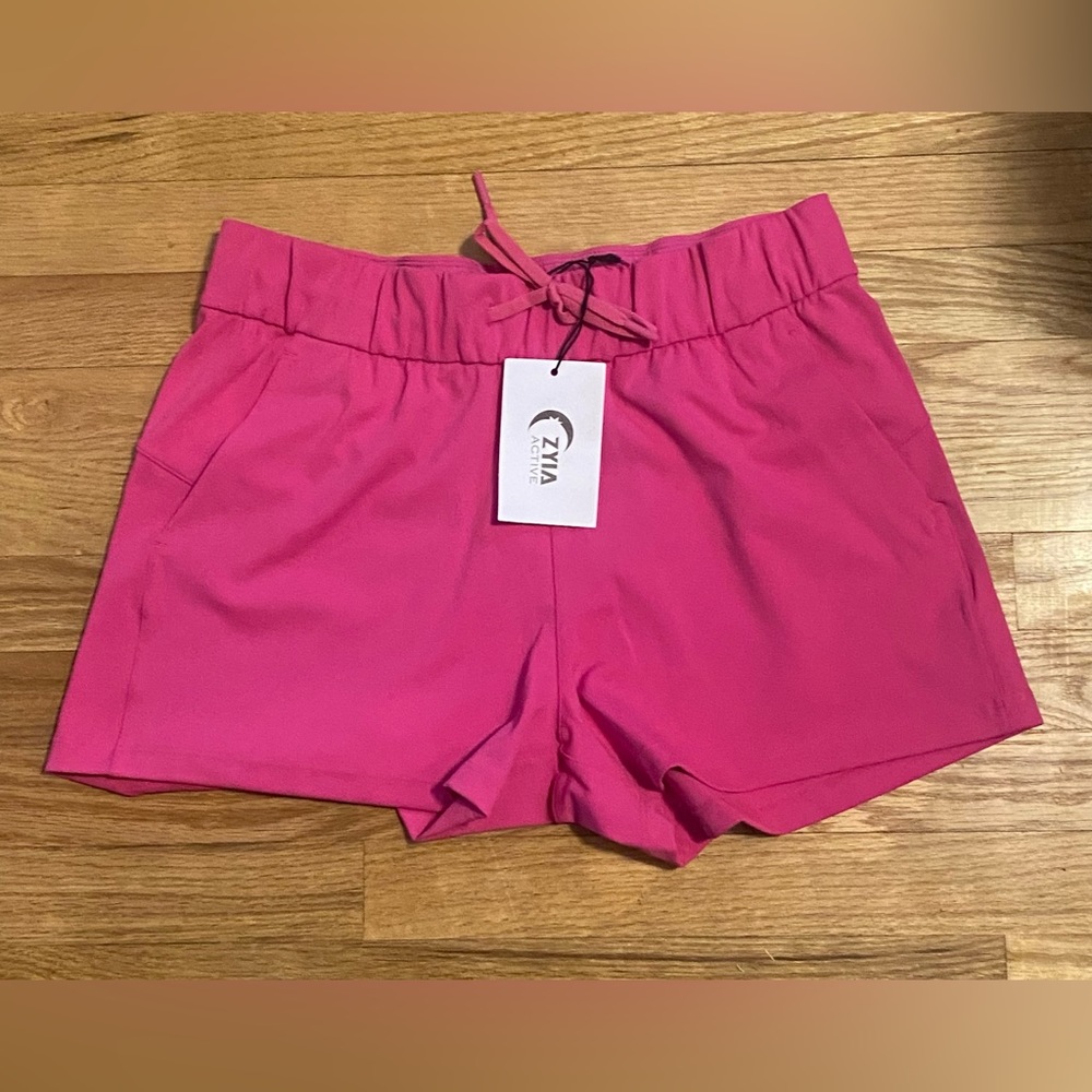Fuschia Club Shorts, Medium, NWTB